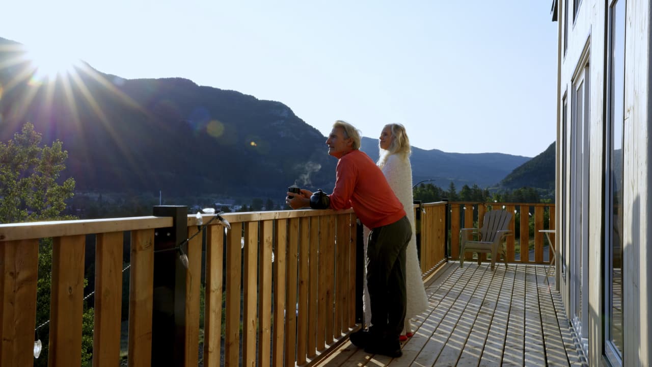 Retiring abroad? Don’t cut these financial ties to the U.S. — MarketWatch, New York Business news