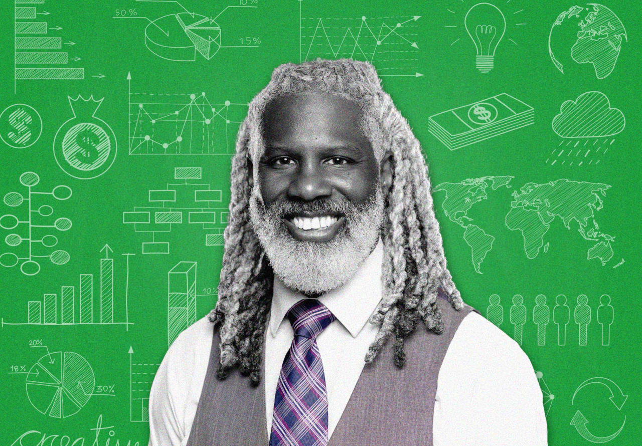 Meet the financial-literacy teacher who helps high-school students open their own Roth IRAs — MarketWatch, New York Schools news