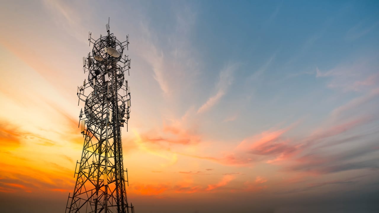 The mobile ambitions of SpaceX see telecom stocks get hit again. What the latest developments mean. — MarketWatch, New York Business news