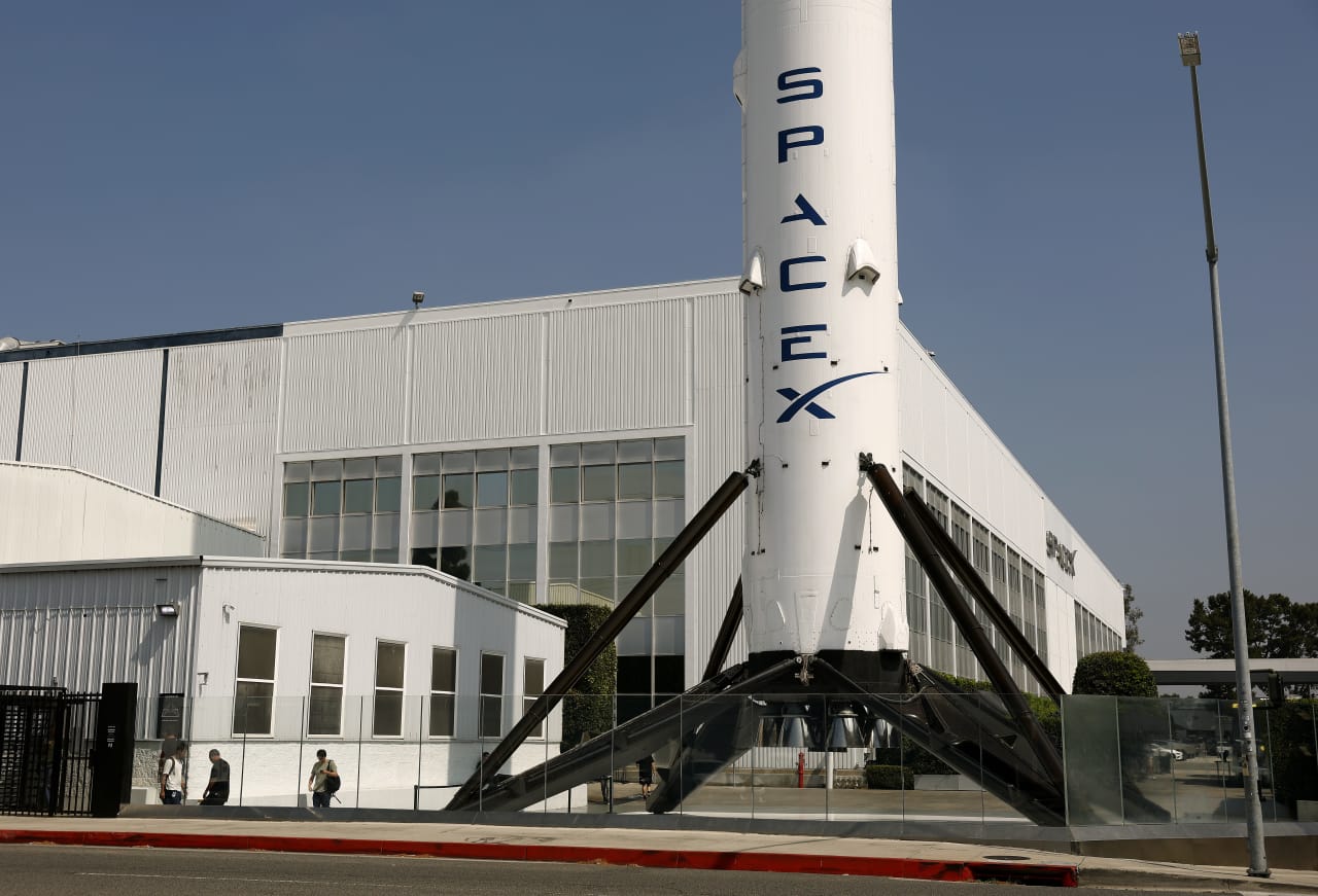Why SpaceX’s stock is surging — and lifting the broader AI universe along with it — MarketWatch, New York Technology news