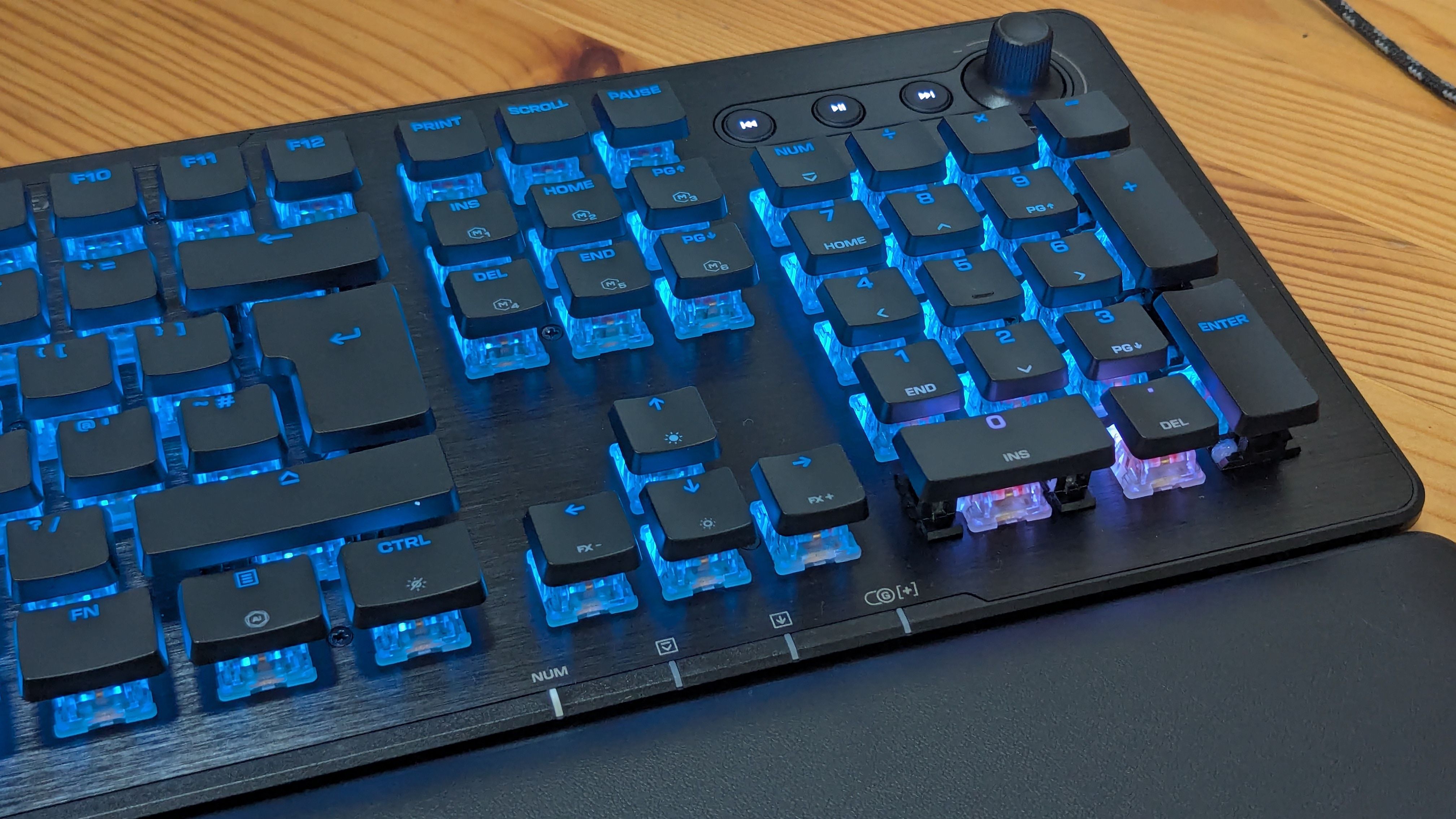 Turtle Beach Vulcan II XP Review: Clicky Compromise — Wired, New York Technology news